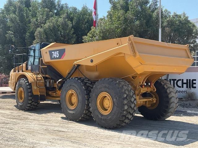 CAT 745 Dumper - Knickgelenk