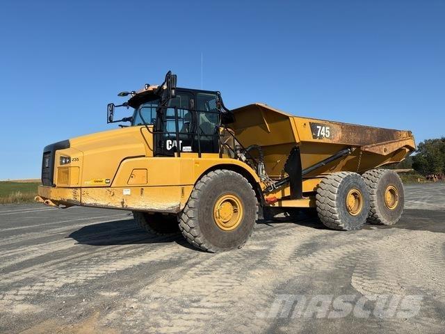 CAT 745 Dumper - Knickgelenk