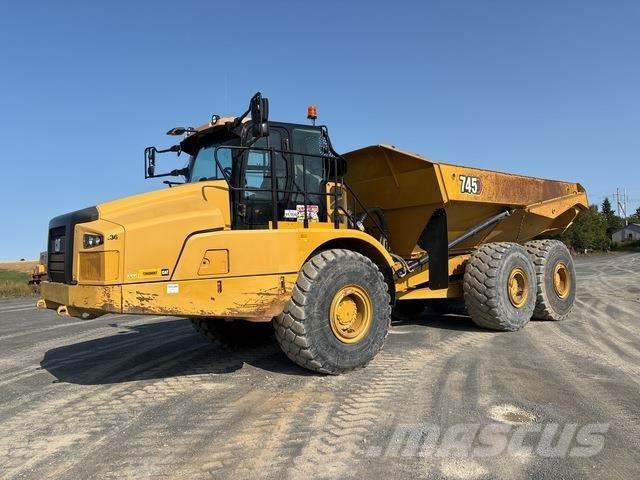 CAT 745 Dumper - Knickgelenk
