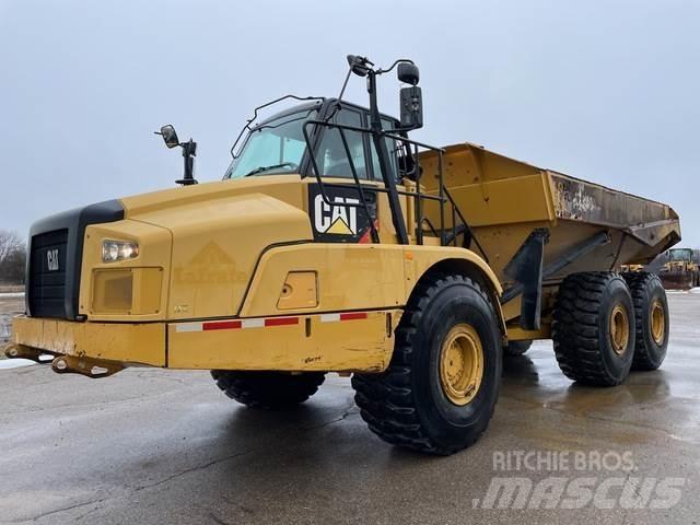 CAT 745C Dumper - Knickgelenk
