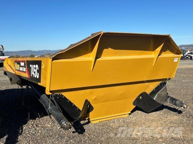 CAT 745C Transport Sonstige