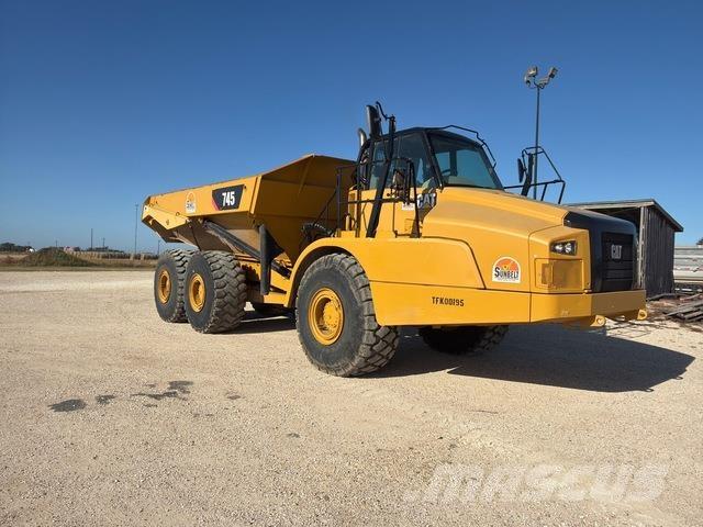 CAT 745C Dumper - Knickgelenk