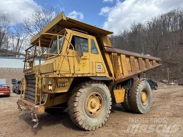 CAT 769C Dumper - Knickgelenk