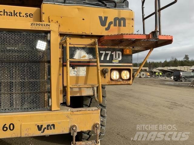 CAT 771D Dumper - Knickgelenk