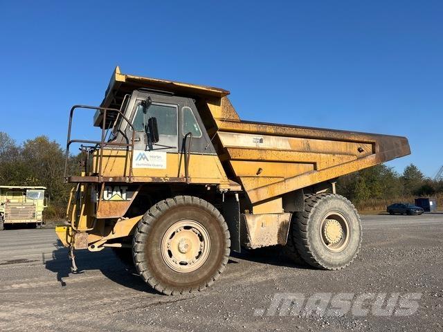CAT 771D Dumper - Knickgelenk