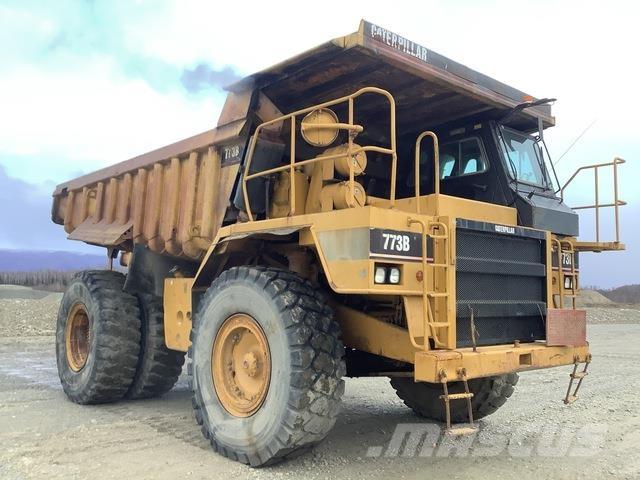 CAT 773B Dumper - Knickgelenk