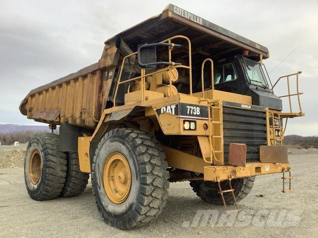 CAT 773B Dumper - Knickgelenk