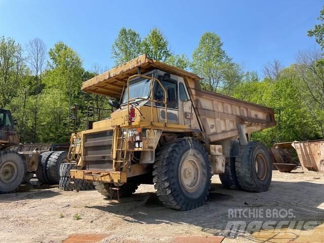 CAT 773D Dumper - Knickgelenk