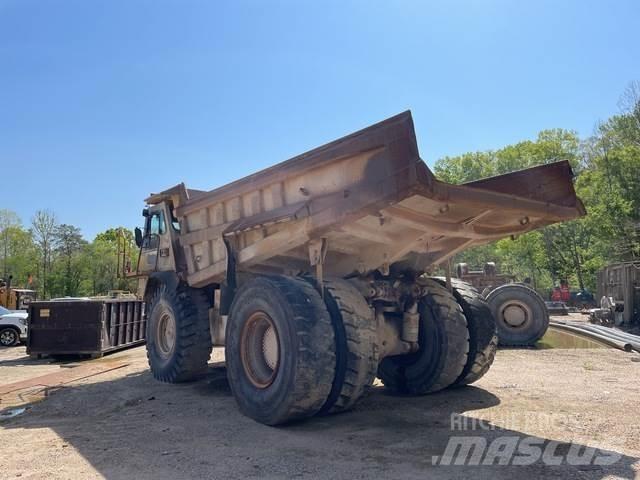 CAT 773D Dumper - Knickgelenk