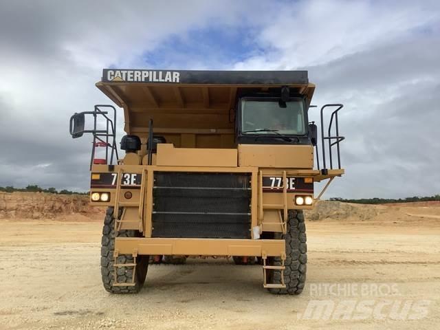CAT 773E Dumper - Knickgelenk