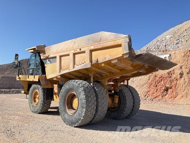 CAT 773F Dumper - Knickgelenk