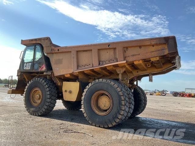 CAT 773F Dumper - Knickgelenk