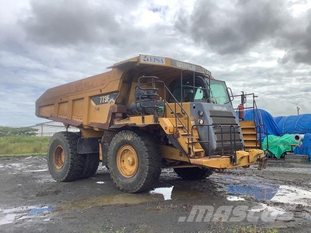 CAT 773F Dumper - Knickgelenk