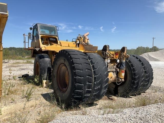 CAT 775E Dumper - Knickgelenk