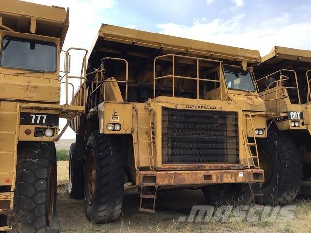 CAT 777 Dumper - Knickgelenk
