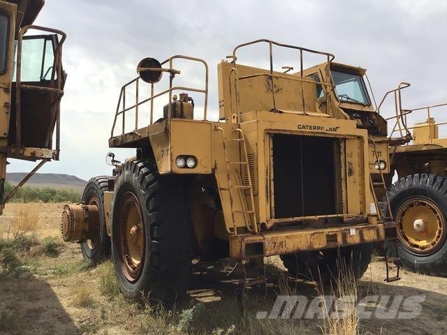 CAT 777 Dumper - Knickgelenk