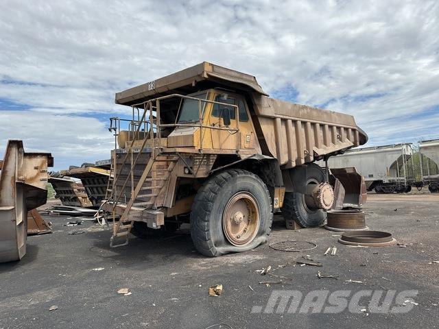 CAT 777B Dumper - Knickgelenk