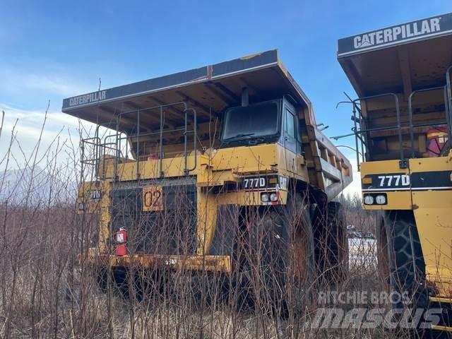 CAT 777D Dumper - Knickgelenk