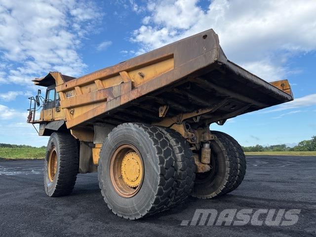 CAT 777D Dumper - Knickgelenk