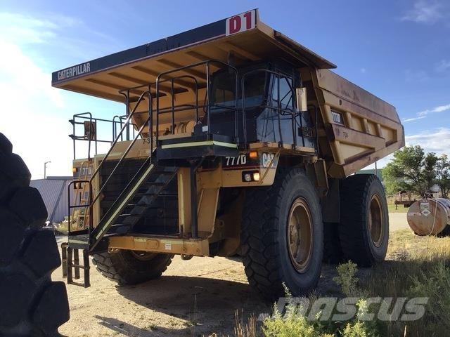CAT 777D Dumper - Knickgelenk