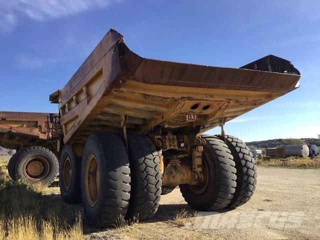 CAT 777D Dumper - Knickgelenk