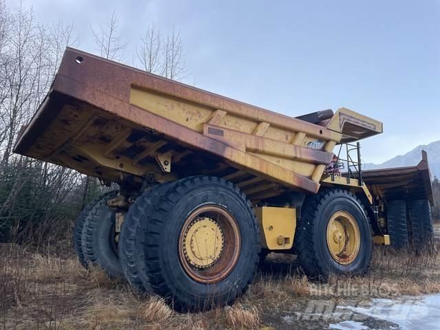 CAT 777F Dumper - Knickgelenk
