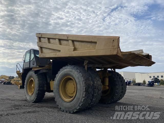 CAT 777F Dumper - Knickgelenk