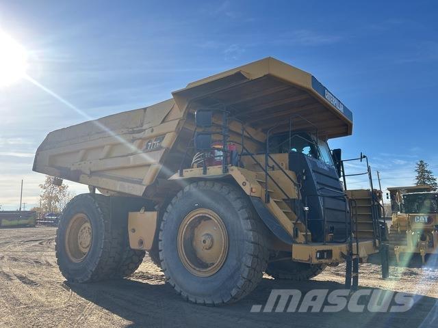 CAT 777F Dumper - Knickgelenk