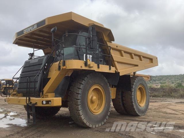 CAT 777F Dumper - Knickgelenk