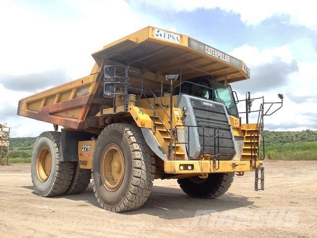 CAT 777F Dumper - Knickgelenk