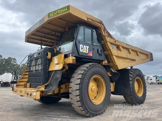 CAT 777G Dumper - Knickgelenk