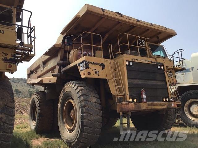 CAT 785 Dumper - Knickgelenk
