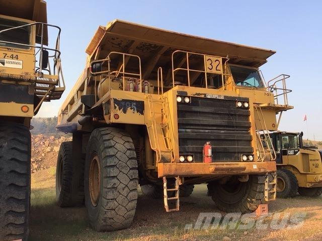 CAT 785 Dumper - Knickgelenk