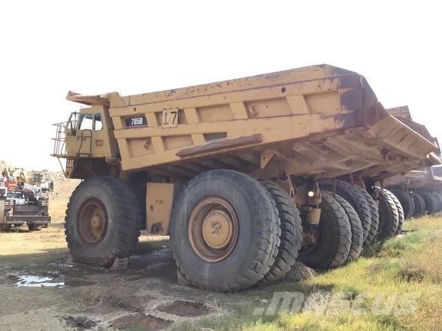 CAT 785B Dumper - Knickgelenk