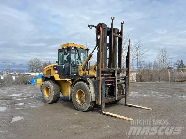 CAT 938K Geländestapler