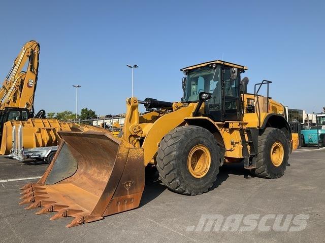 CAT 966M Radlader