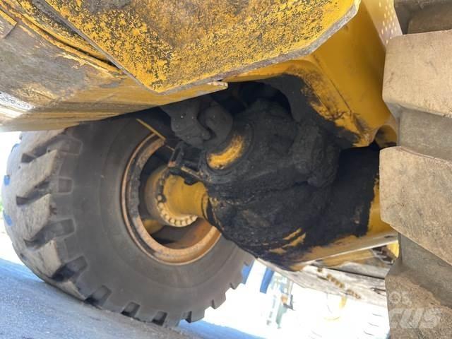 CAT 988G Radlader