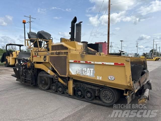 CAT AP1055D Strassenfertiger