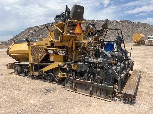 CAT AP1055D Strassenfertiger