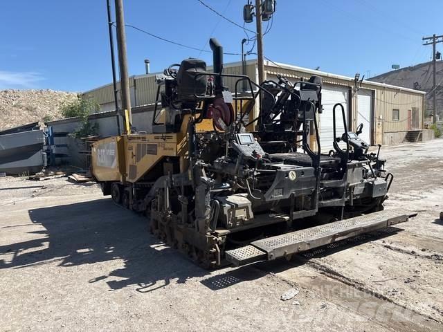 CAT AP1055F Strassenfertiger