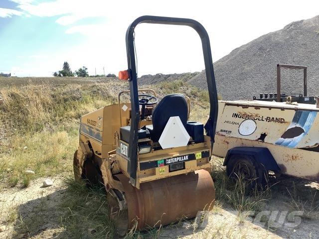 CAT CB224C Tandemwalzen