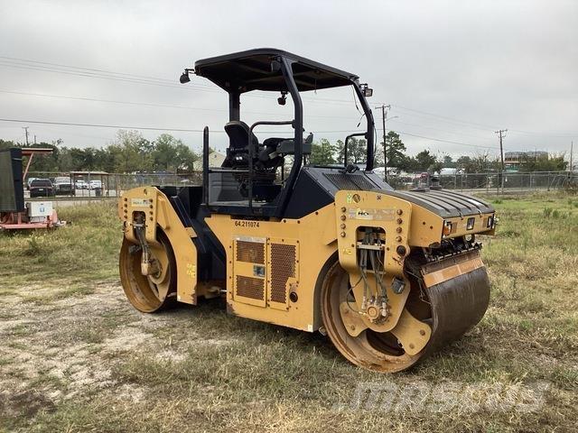 CAT CB44B Tandemwalzen