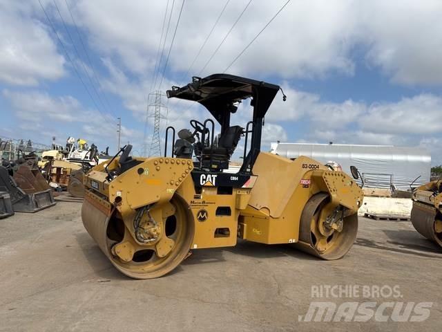 CAT CB64 Tandemwalzen