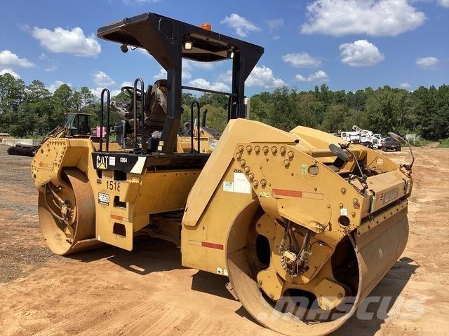 CAT CB64 Tandemwalzen
