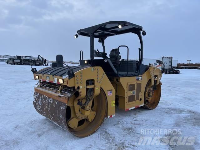 CAT CB64B Tandemwalzen