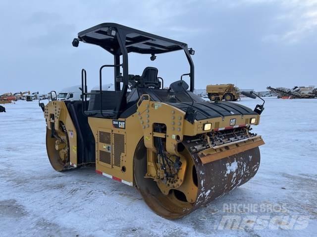 CAT CB64B Tandemwalzen