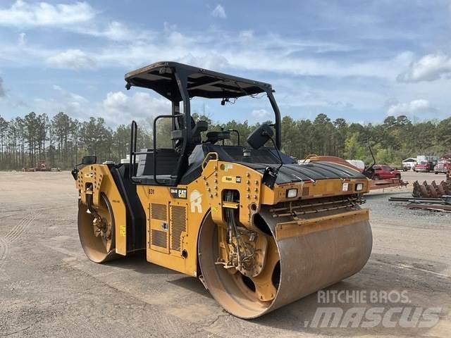 CAT CG64B Tandemwalzen