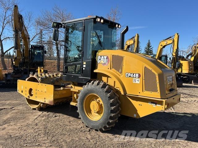 CAT CP44B Walzenzüge