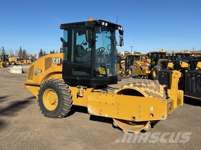 CAT CP44B Walzenzüge