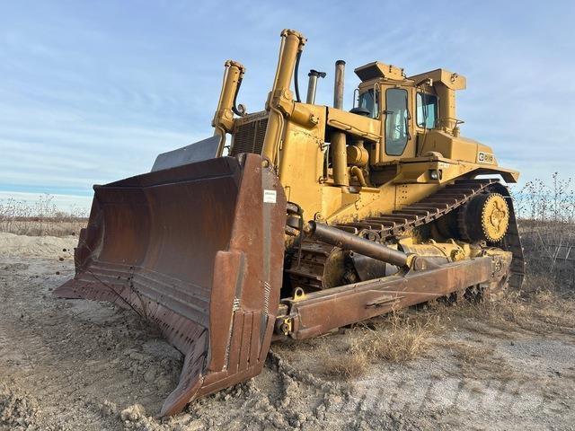 CAT D10 Bulldozer